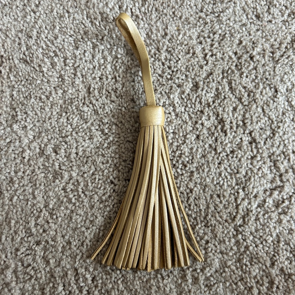 Large champagne tassel